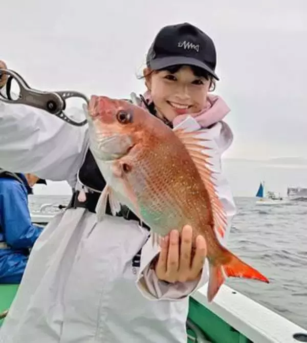 「標本やん」釣りガール・百川晴香の〝食べ終わった魚〟が凄いと話題「発掘されたの？」「ここまでのは初めて見た！」