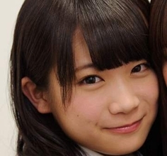 「日村さんがいない」33歳誕生日3ショットの秋元真夏に「乃木坂の頃から変わらない」「関係性素晴らしすぎる」