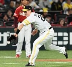 「打つ方で返すんだと」　ソフトバンク小久保監督、汚名返上の栗原陵矢をたたえる　適時失策で先制点献上も同点弾、勝ち越し2点打