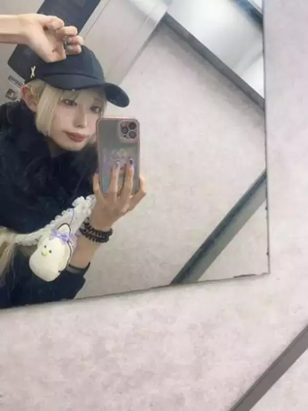 意識失った状態で発見…29歳アイドル「もう元気とは言えない」母は元おニャン子…〝ほっそり〟姿のゆりあんぬに「どうした⁉」「ゆっくり休んで」の声