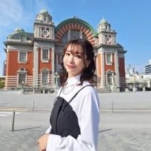 「毛量おばけから脱出」〝平成のグラビア女王〟山崎真実〝スッキリ〟ショットに「てかてかで良い感じ」「まだまだグラビアやれる」