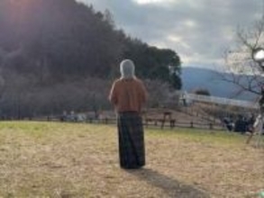 異例の放送後オフショで初顔出し！「ラムネモンキー」最終回、後ろ姿だけ登場〝ガンダム女優〟戸田恵子の激変姿に驚き「えーっ、これは…」「マジっすか!?」「全然わからない」