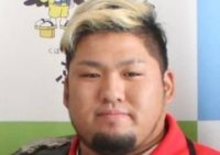 警察動画で〝迫真演技〟プロレスラー野崎広大に反響「普段通りの上半身まっぱですね！」「凄い！カッコいい」