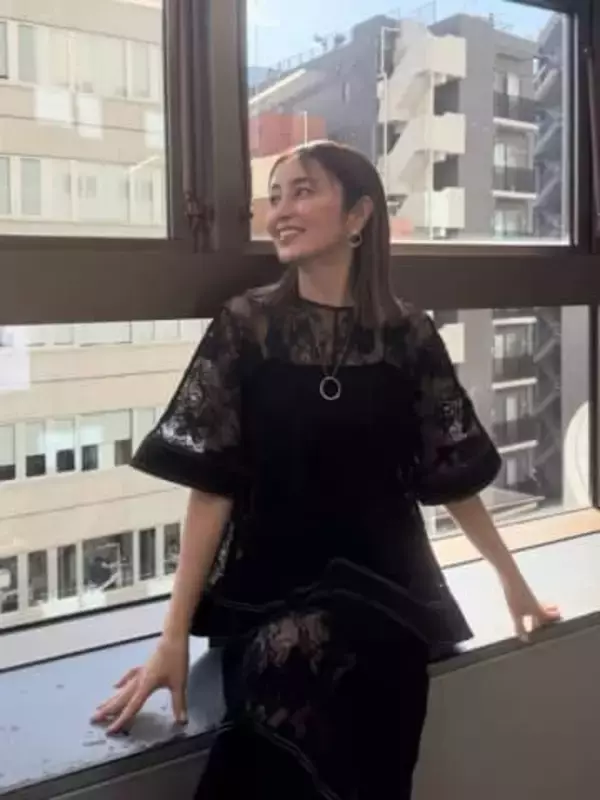 〝年女〟矢田亜希子〝恒例アイコン変更〟豪華バラショットに「麗しいですね」「花が似合う女性は素敵」