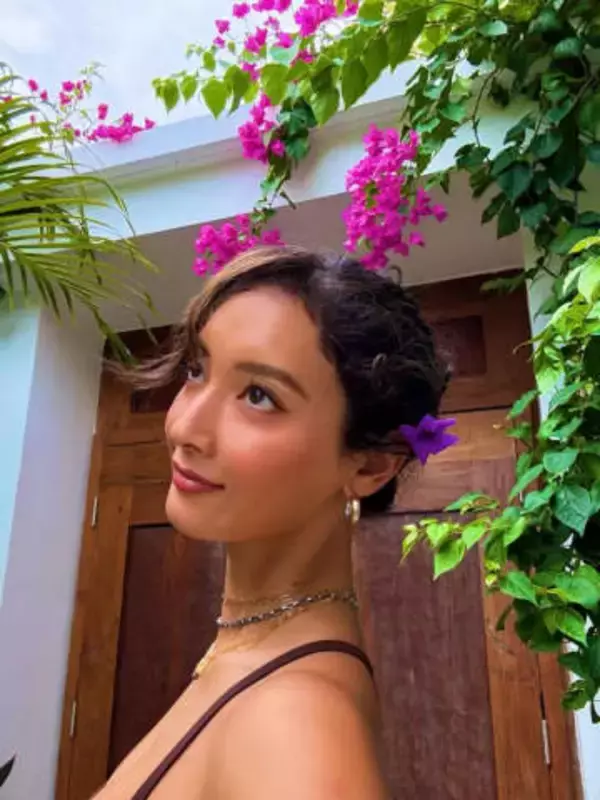 「変な声出た」菜々緒の顔が一瞬で…衝撃CMが話題、あの〝双子姉妹〟と共演「思いっきり吹き出した」と大ウケ