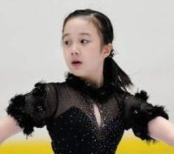 「時の流れは早いねー」本田紗来、名門大の入学式で見せた〝激変〟黒スーツ姿が話題「本田家が強すぎる件」「ミスコン優勝確定フラグやん…」