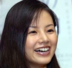 「正直な所、40代の初めの頃までは…」47歳小西真奈美〝ツヤ肌ショット〟にファン脱帽「よかおごじょやね」「今日も癒されます」
