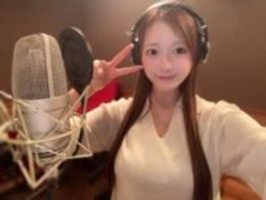 「刺激強すぎ」〝5年ぶりグラビア〟26歳声優、波打ち際のビキニ姿に「まじガチ可愛過ぎる」の声