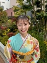 「本当の姉妹みたい」「双子に見える」岡山の仲良しアナ〝そっくり再会ショット〟に歓喜の声
