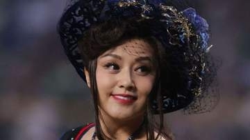 「紀香様が小さく見える」長身女性アスリートと3ショット！藤原紀香の投稿に反響「背高いな〜と思ってたら…」「めっちゃゴージャス」
