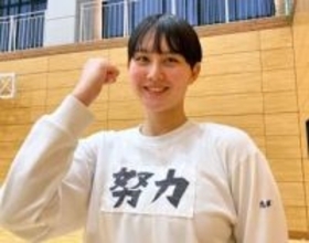 世代屈指のアタッカー忠願寺莉桜が新キャプテン「勝つのと同じくらい大事にしたい」ものとは…春高バレー3位の東九州龍谷が日本一目指して始動