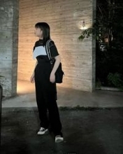 「えっ社内結婚…」電撃婚アナ祝福！先輩アナ「ややこしい」〝結婚会見風ポーズ〟2ショットに騒然「この写真めっちゃビックリ!!」