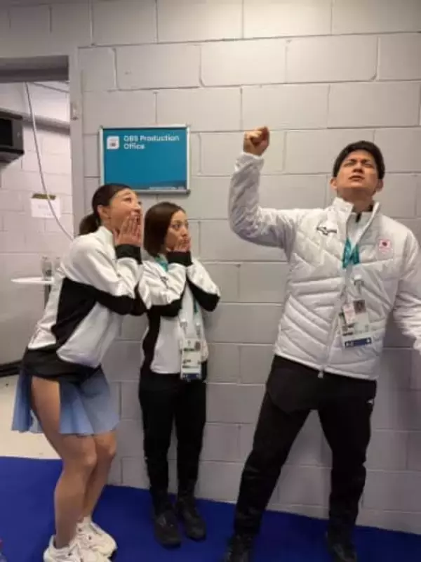 「いやいや何でエコノミー!?」五輪日本選手団〝帰国便〟に賛否の声「せめてビジネスに…」「席数限られてるもんね」「仕方ないかもだけど…」