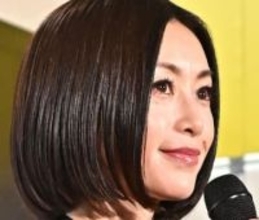 酒井法子から届いた！画家が公開した〝直筆お礼状〟が話題「懐かしいのりピー文字」「心がこもってる」