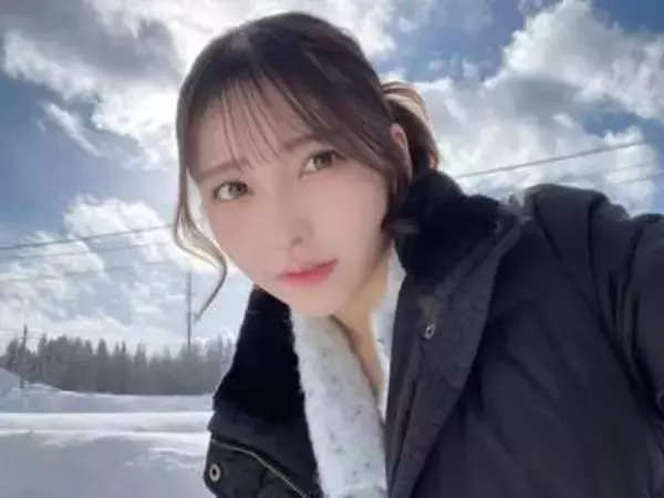 「どこで着るんだ」グラドル十味、自称「視線誘導ブラウス」透け透け衣装に反響「なにこの魔改造した洋服」