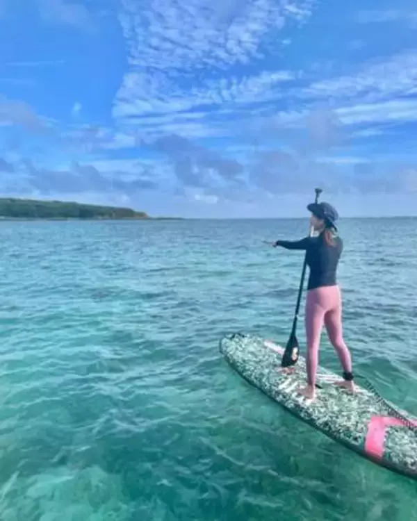 「この人って、もう大きな子供がいるんだよね」57歳現役グラビアモデル・かとうれいこの最新ショットに反響「マジですごい」「世界遺産ですね」