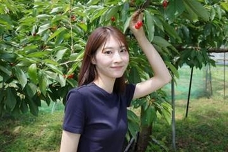 「半袖やん」山頂で〝薄着〟テレビ山梨・森谷美雲アナに「さすが蔵王」「寒そうですね」