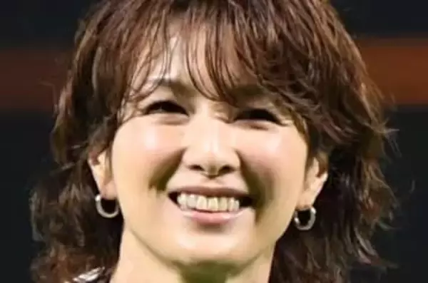 「お姉さんってかんじ!」吉瀬美智子〝長女とデート〟ショットを公開「娘さんが撮ったのかな？」「優しさ、伝わってきます～」