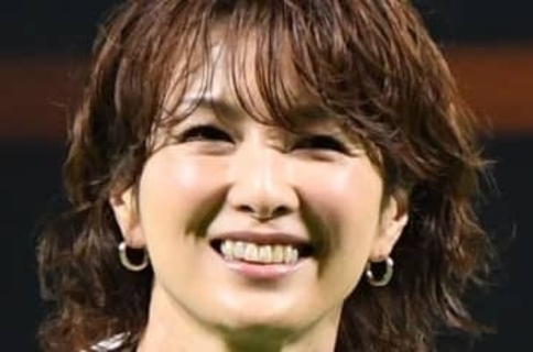 「お姉さんってかんじ!」吉瀬美智子〝長女とデート〟ショットを公開「娘さんが撮ったのかな？」「優しさ、伝わってきます～」