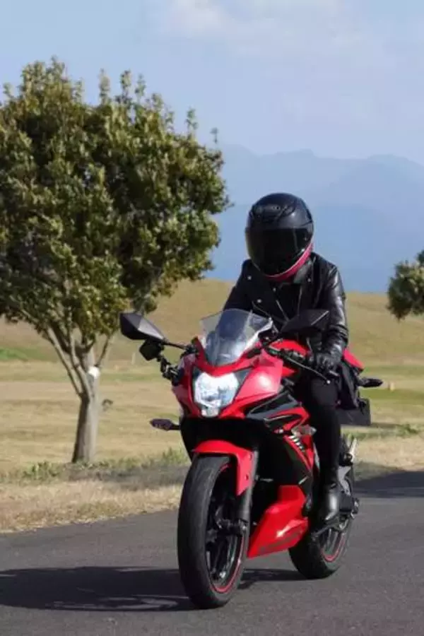 佐賀▶長崎▶福岡進出「凄い売れっ子」1月結婚、アナウンサー中村葉月に脚光「やった〜」「だんだん拠点が広がって」