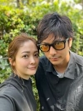 本名から改名、人気俳優と電撃婚...平山あや〝遭遇率0.1％〟奇跡の出会いに「絶対宝物じゃん」の声　42歳迎え近影にも注目