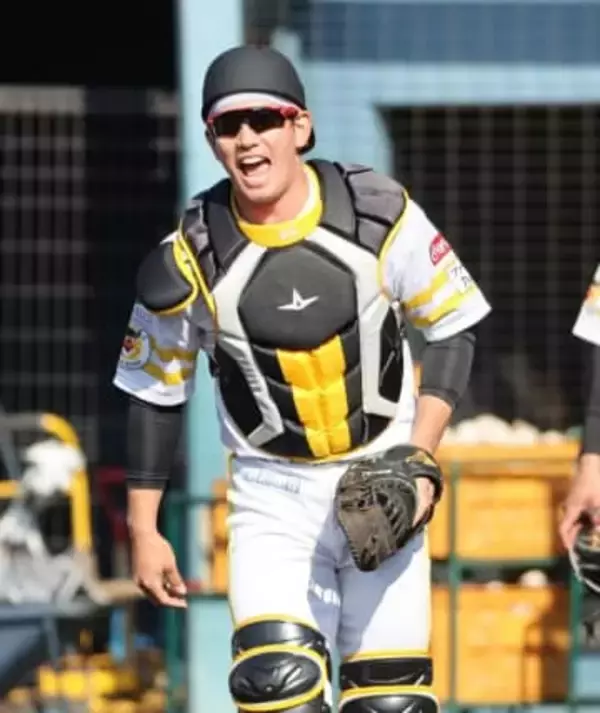 「超攻撃型オーダーを組むには」ソフトバンク小久保監督、栗原陵矢の捕手再挑戦を説明「捕手として勝負する気持ちは消えていない」