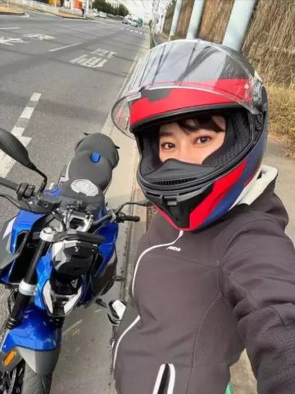 バイク女子・指出瑞貴の〝ビキニのサ活〟ショットに反響「見ると凄く元気になったよ」「気持ち良さそう」