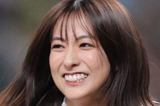 「す…素敵です…」昨年末に結婚電撃発表…TBS田村真子アナ〝ウェディングドレス姿〟に「すごくロイヤルな雰囲気」「マジで女神‼ 」絶賛の声続々