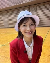 「見えてる部分が…」〝水着ショット〟元TBSアナ山本里菜に熱視線「コマネチ」「素晴らしい」「寝そべってる姿が最高です」