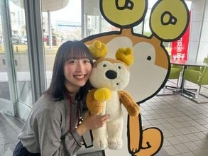 「見えてない!?」秋田朝日放送の新人アナ・出口真唯〝透け白ポロシャツ〟姿に反響「ポロシャツだとまた雰囲気が違いますね」