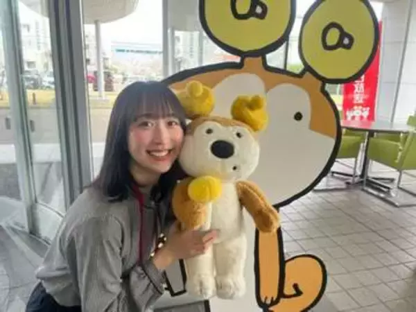 「見えてない!?」秋田朝日放送の新人アナ・出口真唯〝透け白ポロシャツ〟姿に反響「ポロシャツだとまた雰囲気が違いますね」
