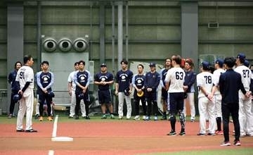 西武が秋季練習を開始　西口文也監督「来年、自分が1軍のポジションを取るという気持ちを持って」