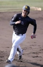 ソフトバンク今宮健太「より早い段階で勝負していかないと」次クールから紅白戦出場で遊撃争いへアピールスタート