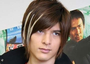 「きゃー！」「どーしたの急に？」40歳の城田優〝激変〟姿に衝撃「びっくりして動悸…」「痩せた？」「どうして20代に見えるの？」