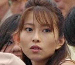 電撃婚＆芸能界引退の45歳元女優...昨年就任〝大手企業での取締役〟会議姿に反響続々！「榎本加奈子さんですね」「おそるべしっ!!! 音無可憐さんの時が」