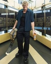 「トリケラトプスの頭蓋骨」「リンカーンのサイン」...驚愕お宝公開の世界的YouTuberが話題「総額いくらなんだ」「博物館級じゃないか」