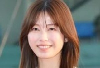 「マジか!?」「お顔が…」年上アイドルとの結婚から2年、横山由依〝激似〟夫婦ぴったり2ショットに反響「知らなかった」「推しと推しのご夫婦♡♡」