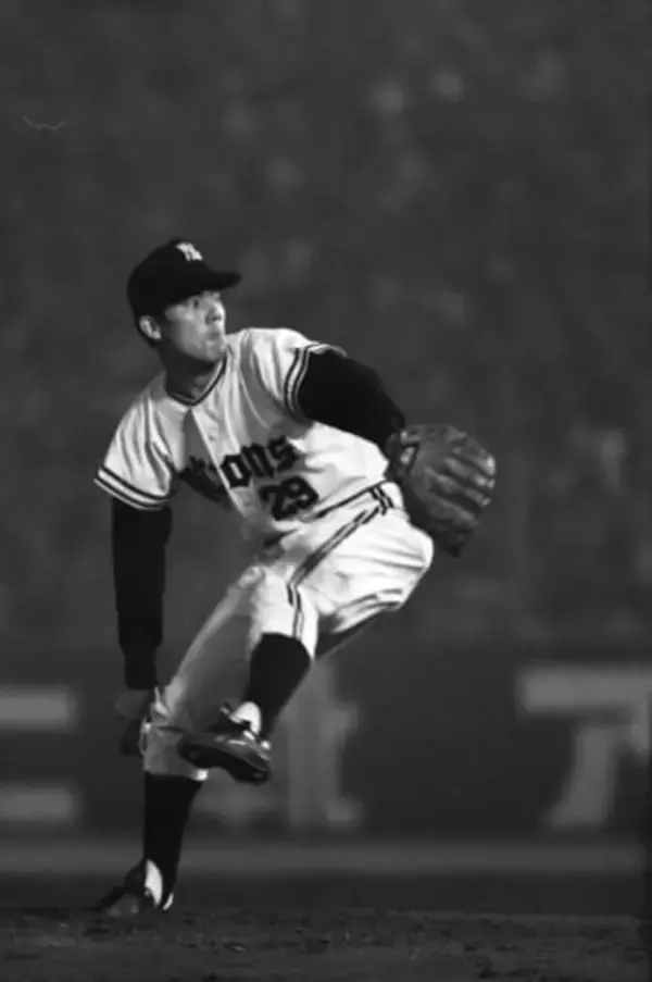 「男でござる」60年前の天覧試合も日本が白星　勝利投手は〝完全試合男〟　長嶋茂雄も大活躍