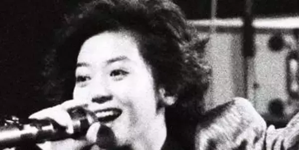 「わぁ､懐かしいッス」紅白出場から39年、小比類巻かほる59歳〝今も変わらぬ歌声〟最新ショット「歌い続けてくれていて嬉しいです」