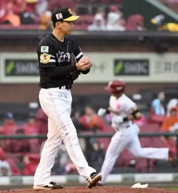 無傷8連勝中のソフトバンク前田悠伍、19イニングぶり失点　楽天・平良竜哉に先制ソロ被弾　チームも23イニングぶり失点