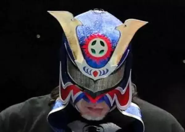 新日退団から18年...エル・サムライ〝還暦〟最新ショット＆伝説マスク披露「お元気そうで何より」「久々に姿見れて嬉しい」「画になるなあ！」