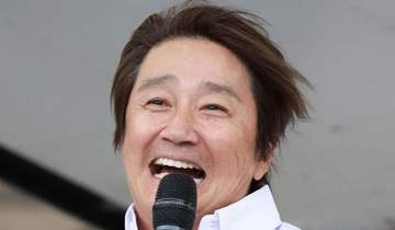 「レースもこれで出ちゃう??」近藤真彦、まさかのヘルメット姿に反響「これで決まりさ！」
