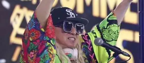 「Shin Shin DO DANCE‼」脳動脈瘤手術から9年…還暦超えDJ KOO〝福岡人気ラーメン店でフルコース堪能〟姿に反響「負担かかりませんか？お大事に」