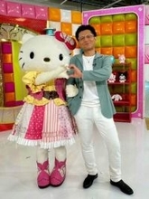 前髪に白いものが…スイーツ＆サンリオ好き強面俳優〝雰囲気ガラリ〟的場浩司が話題「めちゃ迫力ありました」「圧すごいな…」