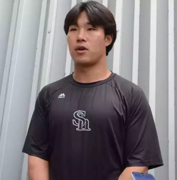 「野球人生の分岐点に」　トレードでDeNA移籍のソフトバンク井上朋也が決意