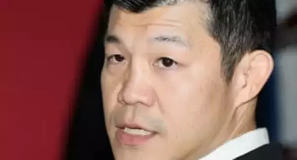 「下半身震えてた記憶しかない」亀田興毅さん、浜崎あゆみと〝ファイティングポーズ〟思い出2ショット公開に「オーラがヤバそう！」「リスペクトし合う素敵な関係が伝わる」