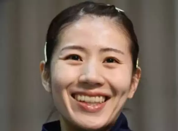 髪の毛下ろしオフモード…バド志田千陽〝送別会〟巨大ケーキショットに「愛ですね！」「うわ〜〜すごい」