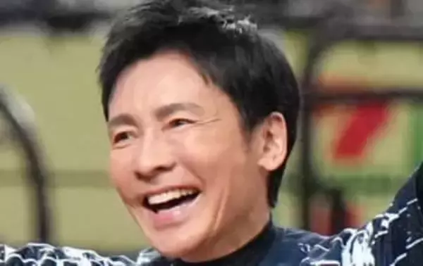 「カートを押す姿が新鮮」70歳の郷ひろみ〝量販店でお買い物〟ショットに反響続々「ウキウキで可愛い」「何をしていても絵になる」