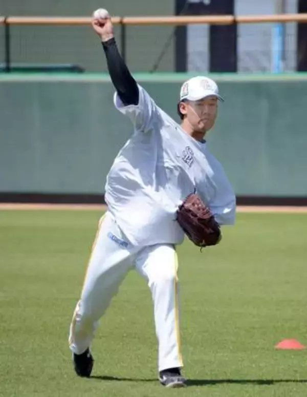 「投げられる気がしない」　新人開幕1軍→プロ初登板で制球難→登録抹消　ソフトバンクのドラフト2位右腕が直面したプロの壁