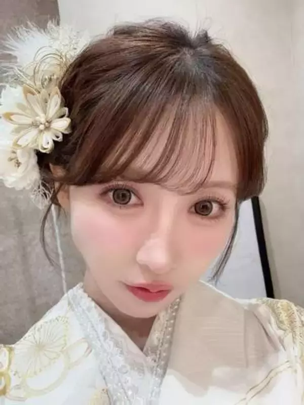 「夏は…」三上悠亜、大胆夏コーデにファン歓喜「全開ですね！」「お顔ばぶい」
